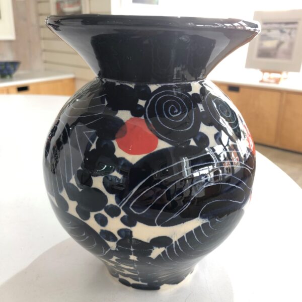 Earthenware Vase Rounded (SS28)