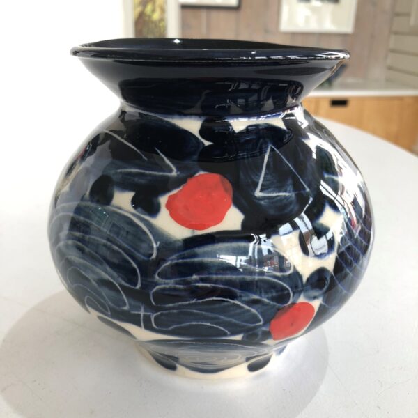 Earthenware Vase Small Rounded (SS29)